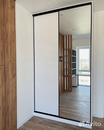 Встроенный шкаф