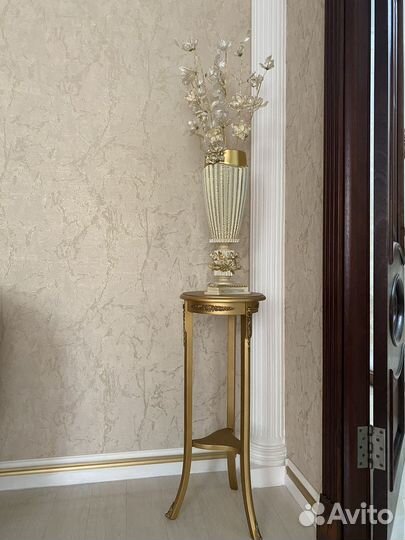 Ваза с подставкой