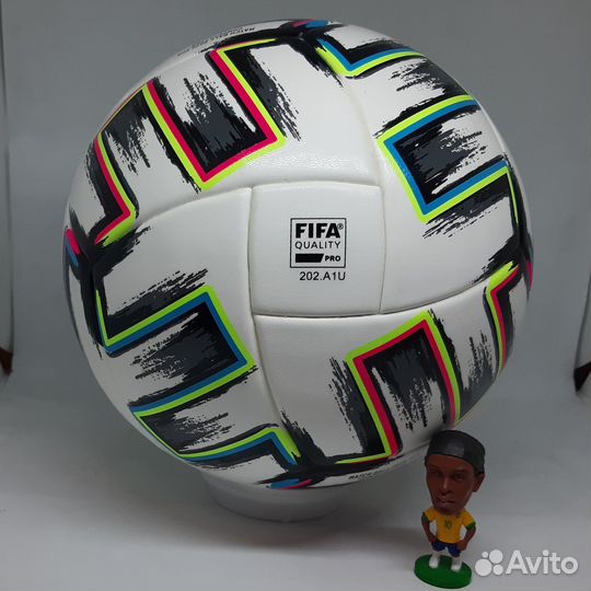 Футбольный мяч Uniforia Competition, размер 5