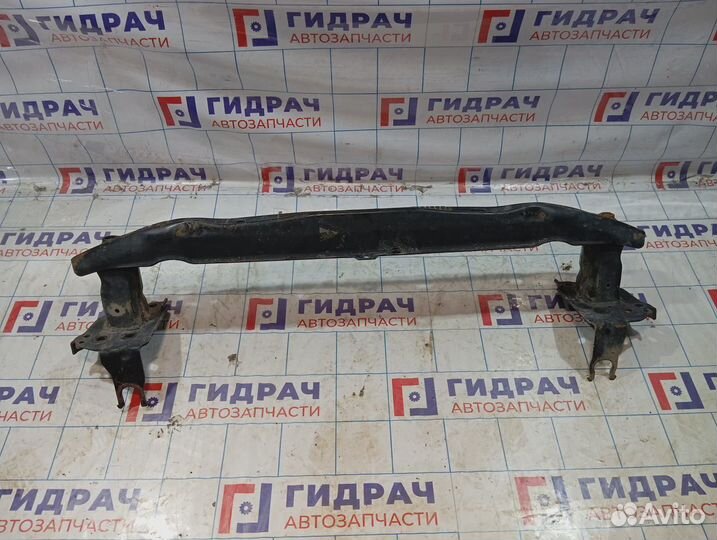 Усилитель переднего бампера Volkswagen Touareg (GP) 7L0807109E