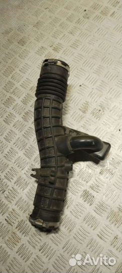 Патрубок воздушного фильтра RenaultDuster 12017