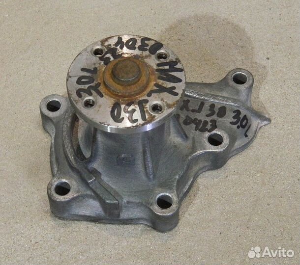 Насос водяной (помпа) Nissan Maxima J30 3.0