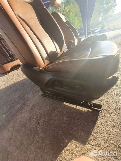 Сидения комплект на audi q5 8R