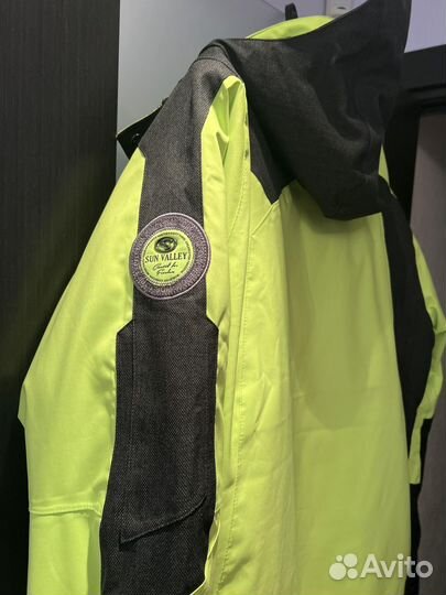 Горнолыжные куртка и штаны