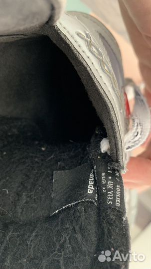 Продаю детские коньки bauer