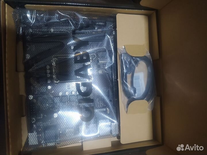 Gigabyte H610M H V2, сокет 1700, новая, гарантия