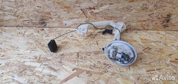 Датчик уровня топлива Cadillac SRX 1 2003-2009