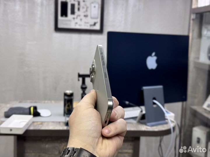 iPhone 15 Pro Max, 256 ГБ