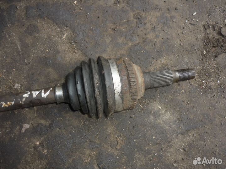 Привод левый Шевроле Лачетти