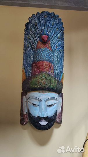 Маска декоративная на стену