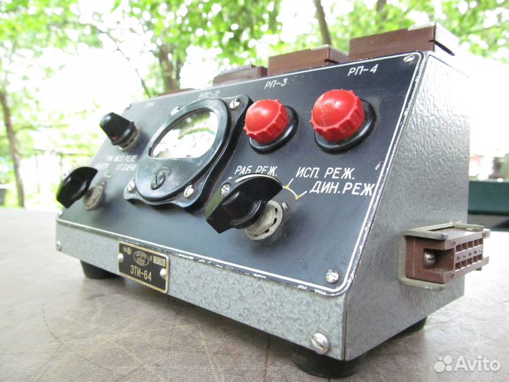 Приставка из комплекта прибора эти-64