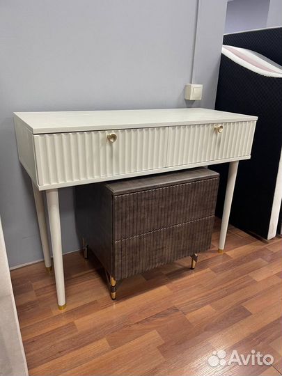 Стильные тумбы в наличии