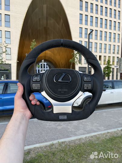 Руль с анатомией Lexus IS NX RC CT