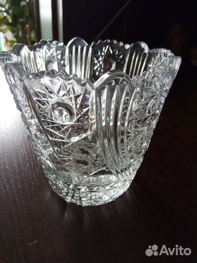 Конфетнтца хрустальная