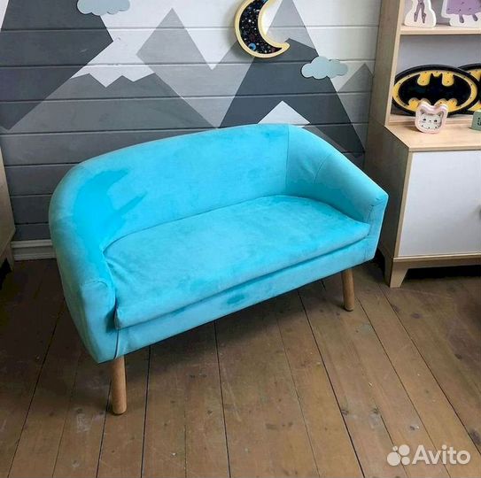 Детский диван цветной