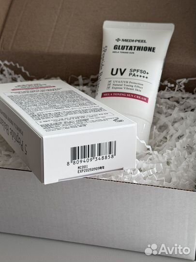 Осветляющий солнцезащитный крем Medi-Peel
