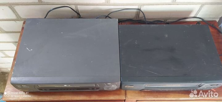 Видеомагнитофон