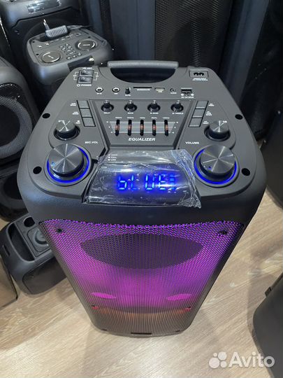 Колонка 1000w +2 микрофона караоке