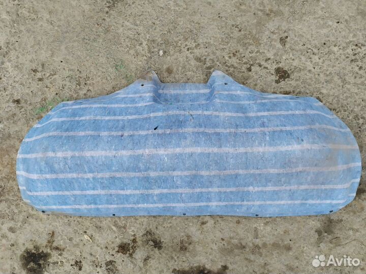 Обшивка крышки багажника Ford Mondeo 3 2000-2007