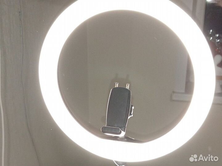 Кольцевая лампа со штативом бу