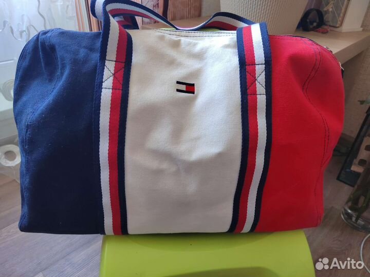 Сумка спортивная дорожная tommy hilfiger оригинал
