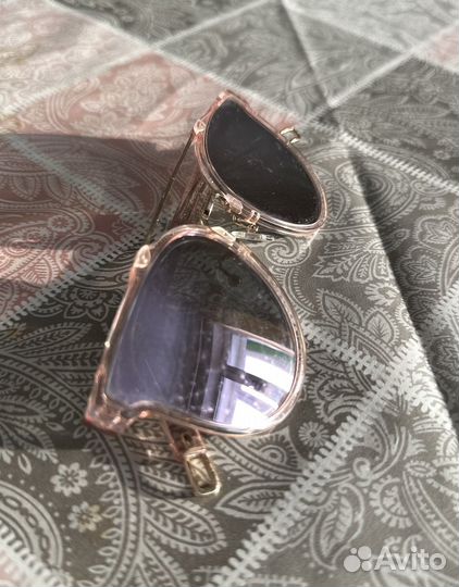 Солнцезащитные очки