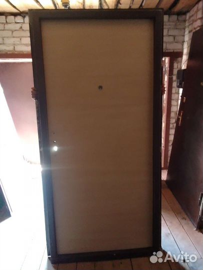 Металлические входные двери