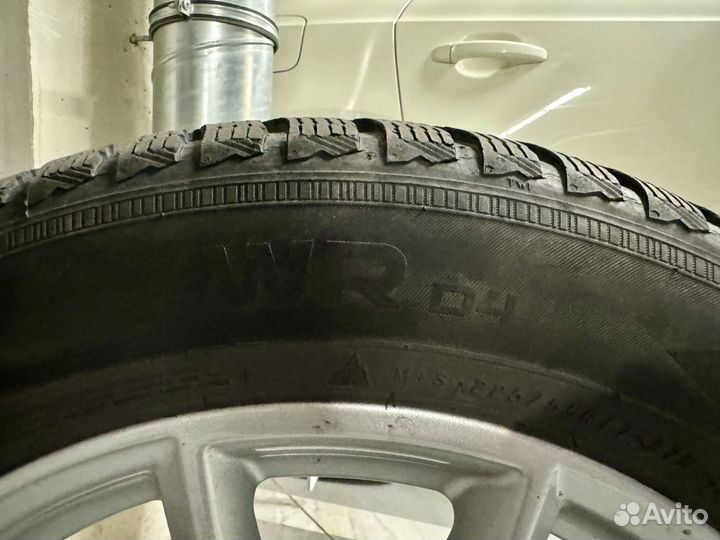 Комплект Nokian WR D4 225/55 R17 + диски BMW