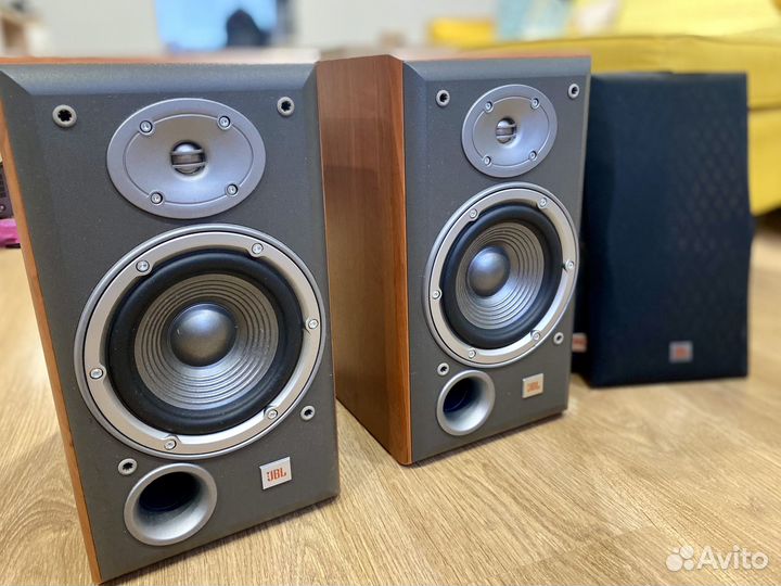 Колонки JBL Northridge E30