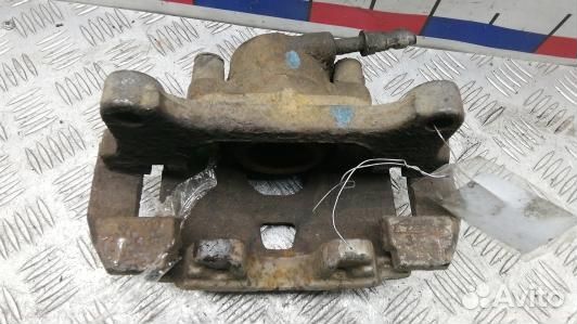 Суппорт тормозной передний левый audi A4 B8 (3NI01