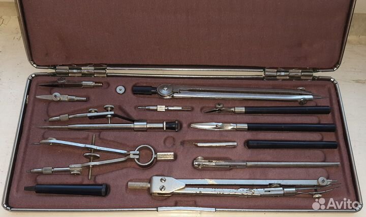 Готовальни (циркули)