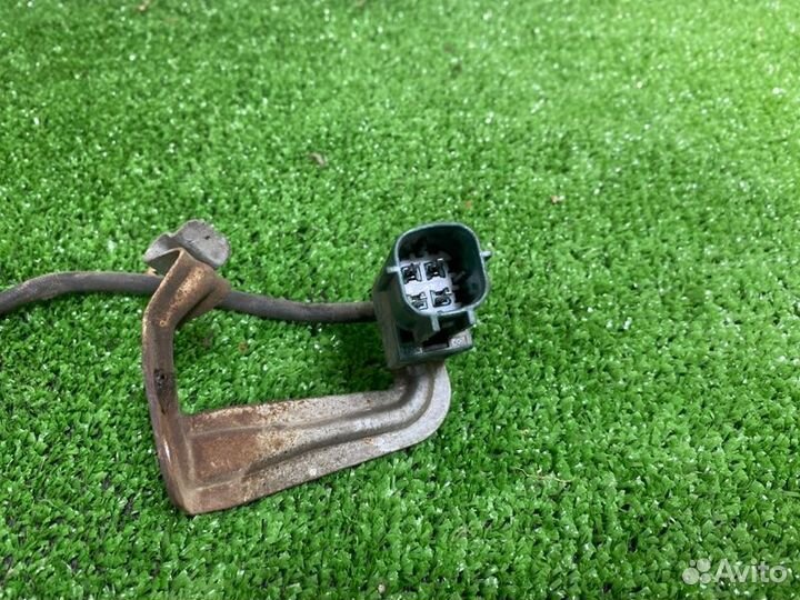 Лямбда зонд Nissan Almera N16 1.5 QG15 2005