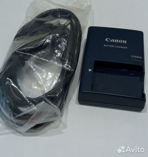 Зарядное устройство Canon