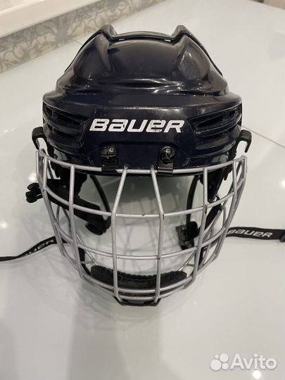 Шлем хоккейный