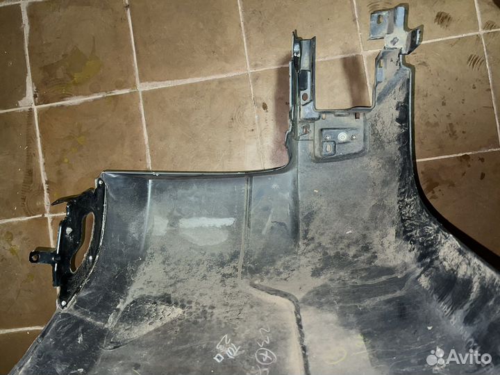 Боковина бампера заднего правая Паджеро 4