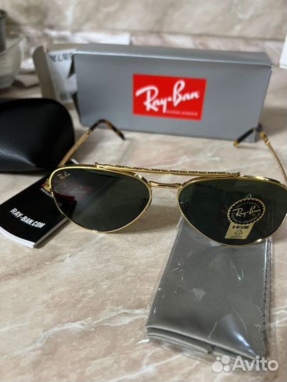 Солнцезащитные очки ray ban