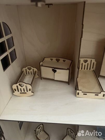 Домик кукольный