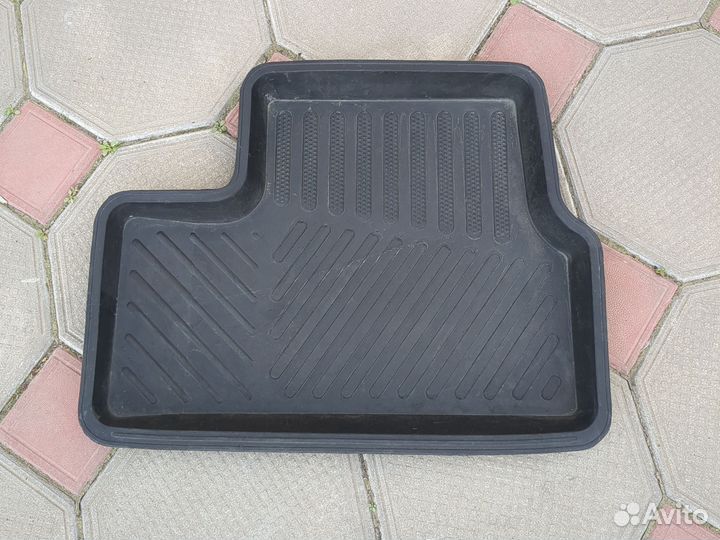 Комплект резиновых ковриков Лада Калина 1