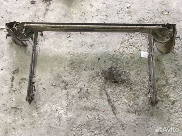 Балка задняя Audi 100 C4 1991-1994