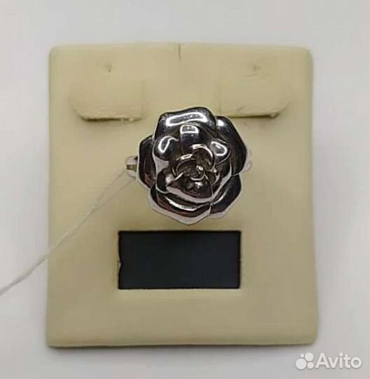 Серебряное кольцо 
