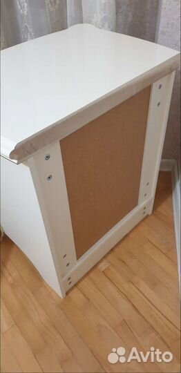 Тумба прикроватная