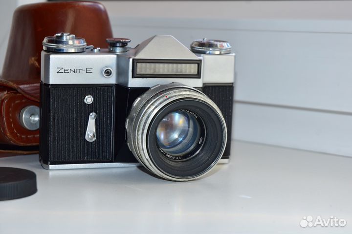 Зенит Е Зеркальный фотоаппарат СССР ранний М39