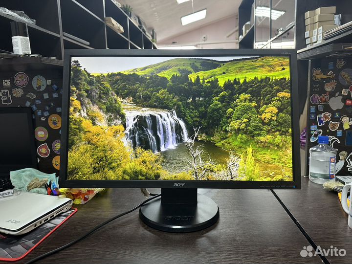 Монитор 24 дюйма/FullHD/с динамиками