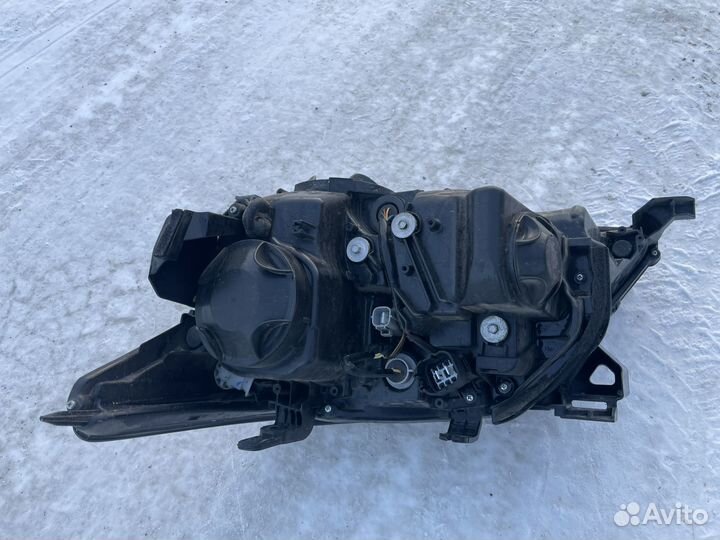 Фары Lexus LX 570, бегающий повтор, черные