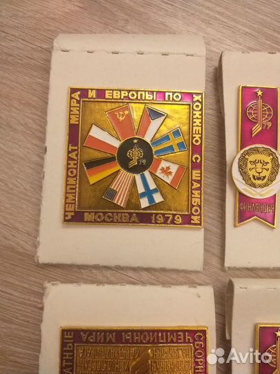 Набор значков чемпионат мира по хоккею 1979г