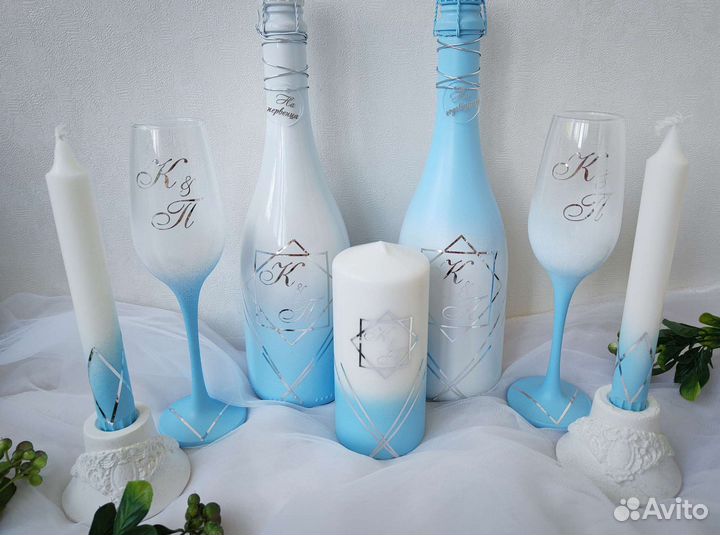 Фужеры, шампанское, семейный очаг