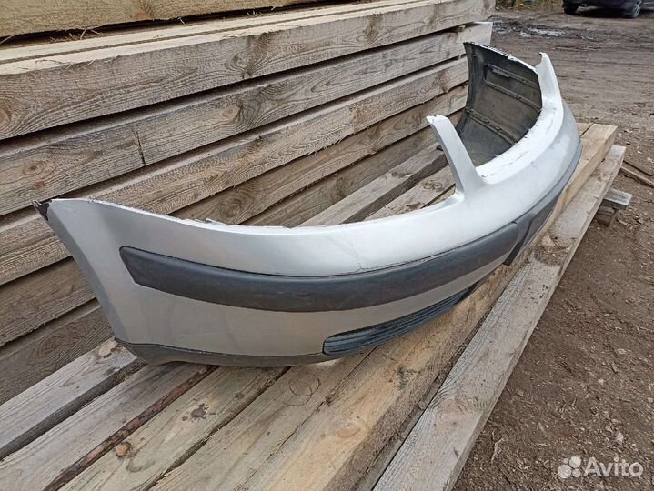 Передний бампер Volkswagen passat B5