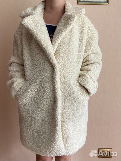 Меховое пальто легкое