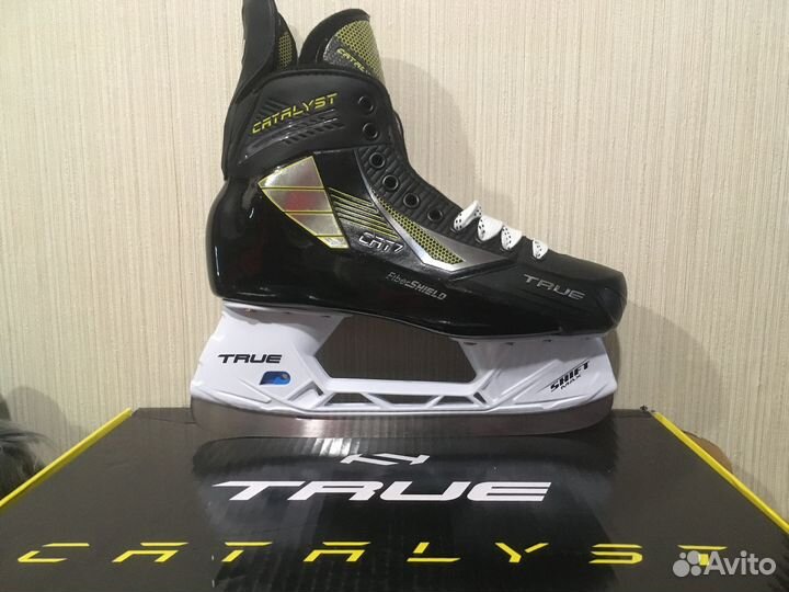 Хоккейные коньки true Catalyst 7
