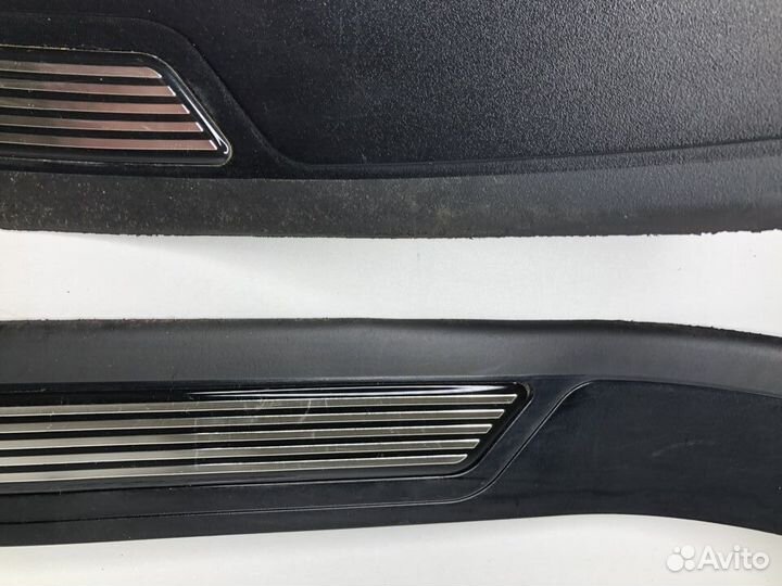 Накладки на пороги BMW E39 M5